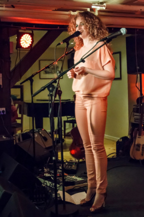 sample hush musikcafeen 2013-1132